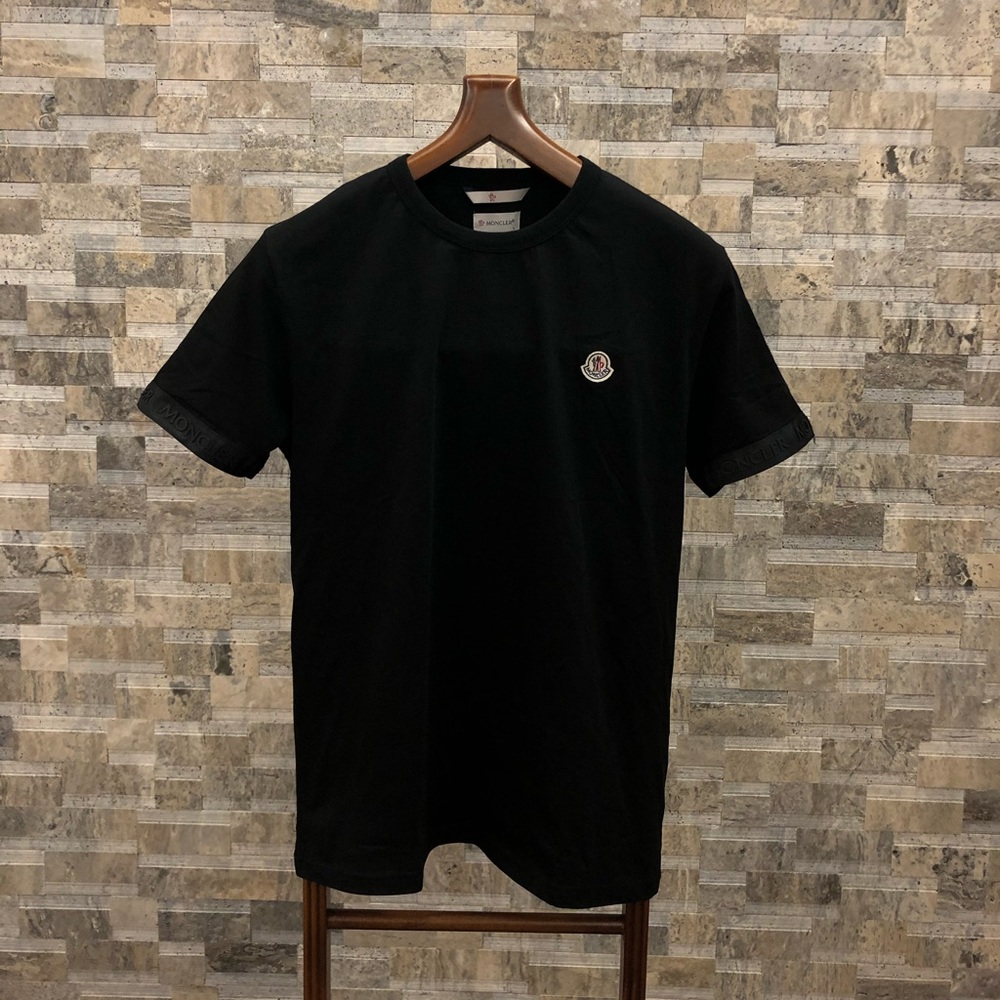 Moncler Logo-Patch Tshirt